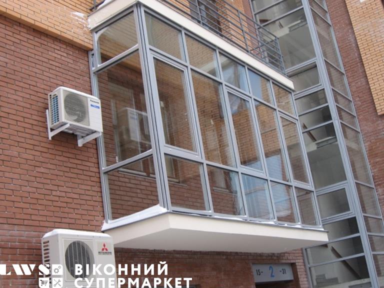 скільки коштує засклити балкон львів скільки коштує засклити балкон у Львові